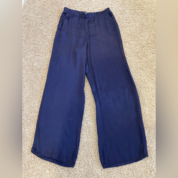 Satin pants - Picture 4 of 4